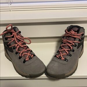 NEW Columbia Gray Lace-Up Boots with Pink Accents size 7